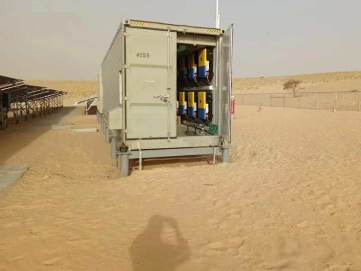 Multi-unit parallel energy storage for industrial sites